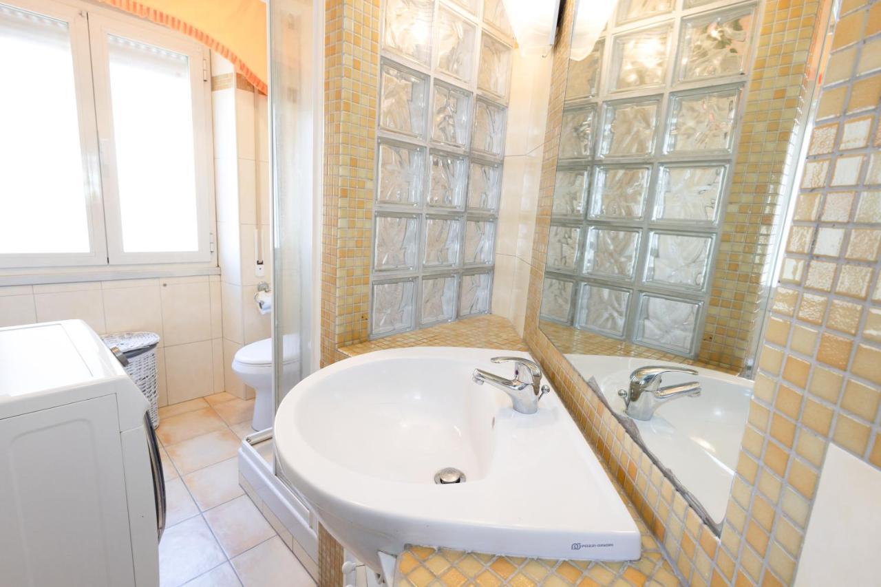 דירות לידו די אוסטיה La Casa Di Daniela מראה חיצוני תמונה